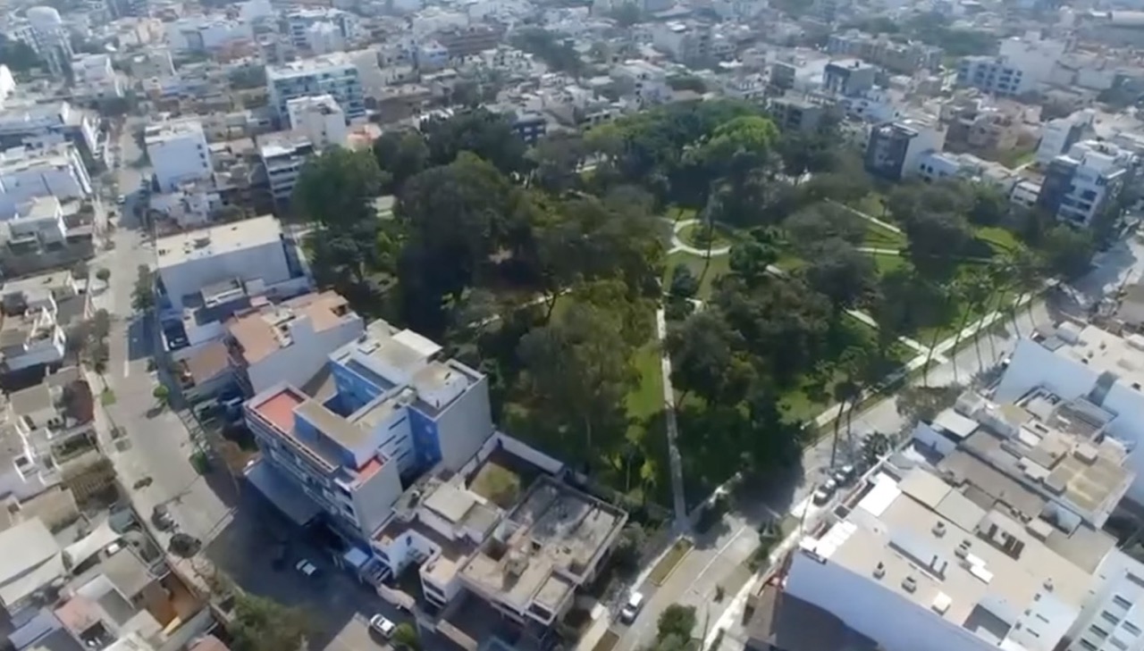 Entorno de la propiedad en Santiago de Surco, imagen 2